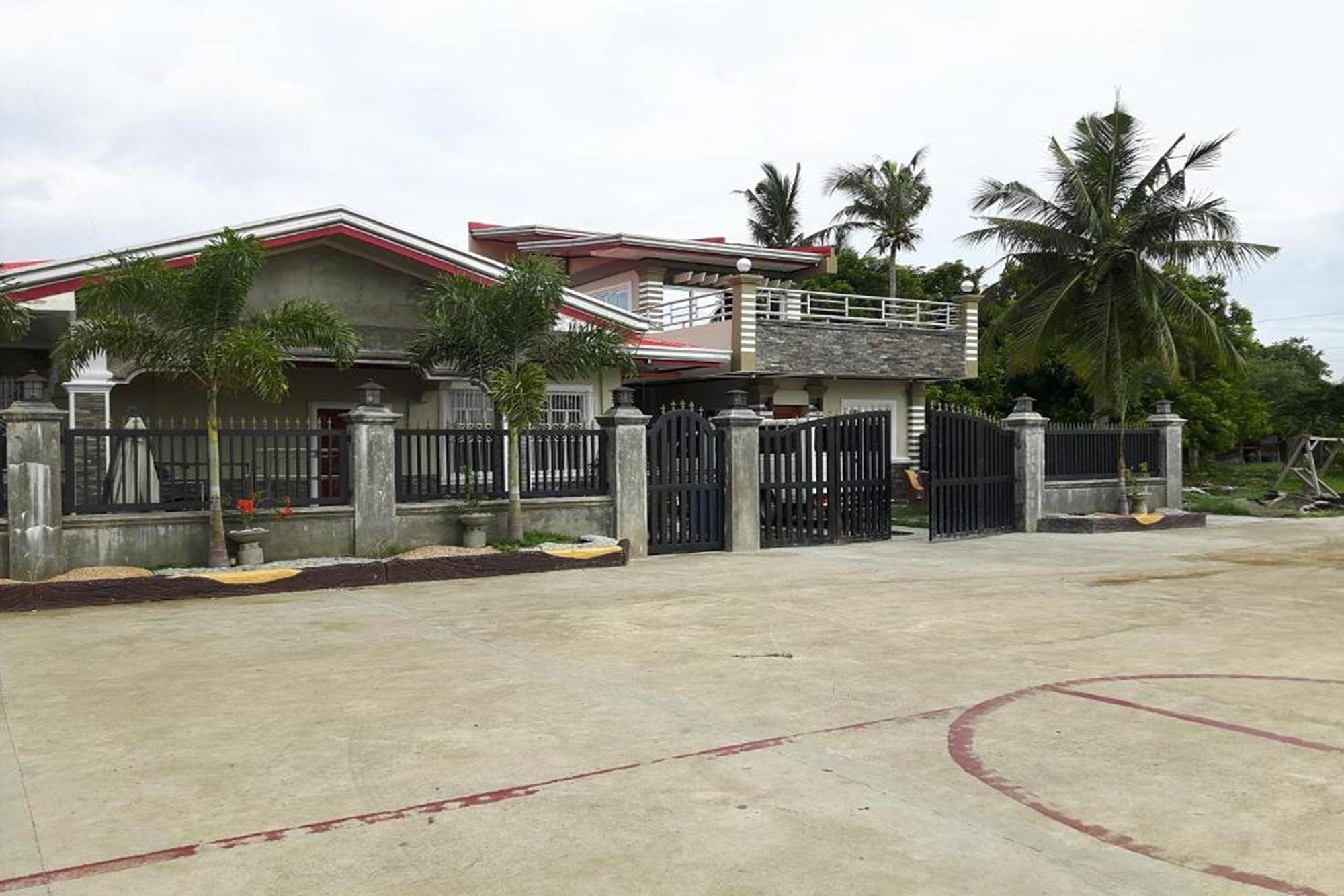 Fnt Transient House Near Hundred Islands Hotel Alaminos Eksteriør billede